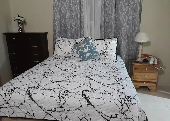 Harmony La Vista Holiday home Runaway Bay