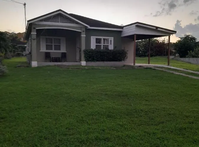 Harmony La Vista Holiday home Runaway Bay
