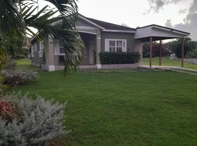 Harmony La Vista Holiday home Runaway Bay