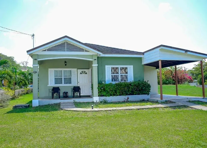 Harmony La Vista Holiday home Runaway Bay